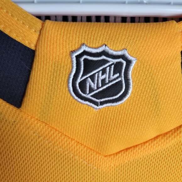 Nashville Predators P.K. Subban 76 Jersey - Adidas Size 50 - Picture 3 of 6